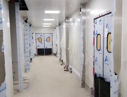 不锈钢门使用时间久了小状况解决方法