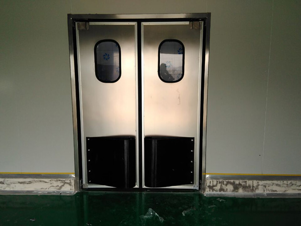不锈钢防撞门的使用范围以及材料标准方面